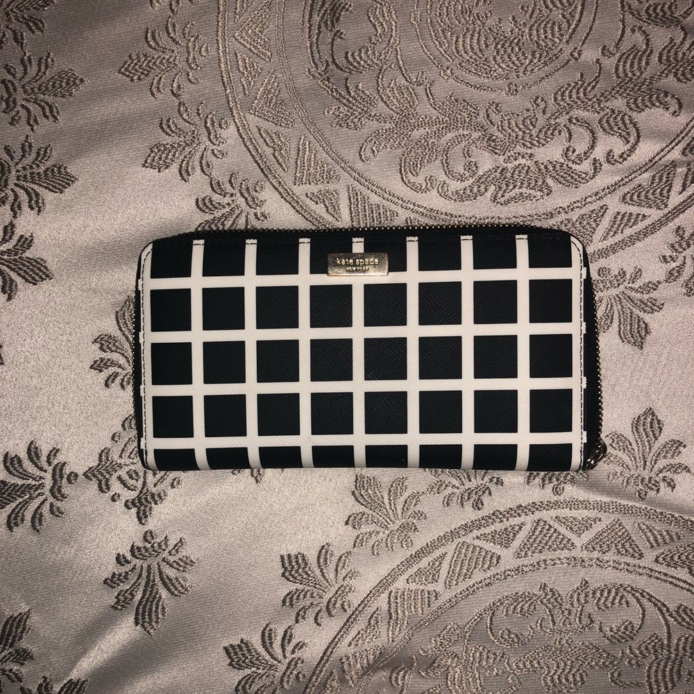 ✨TODAY ONLY✨ kate spade Neda Grove Street Wallet